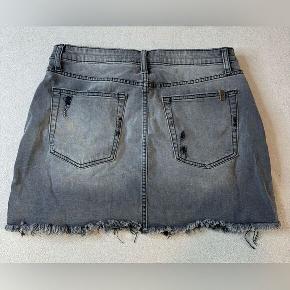 Joe's Jeans Mini Skirt Womens Size 31 Washed Black Destroyed Denim Frayed Hem - Picture 2 of 16